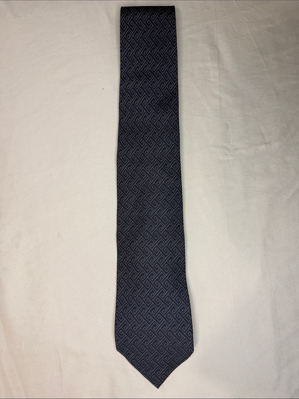 Gucci Navy Geometric Silk Tie